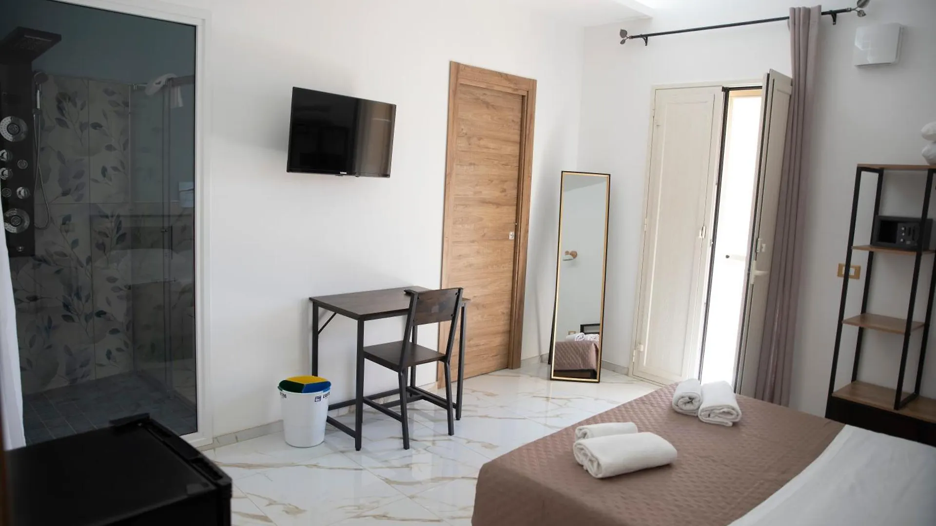 La Dolce Vita Rooms & Suite أغريجنتو بيت ضيافة