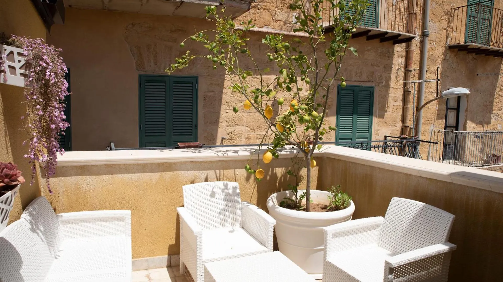 بيت ضيافة La Dolce Vita Rooms & Suite أغريجنتو إيطاليا