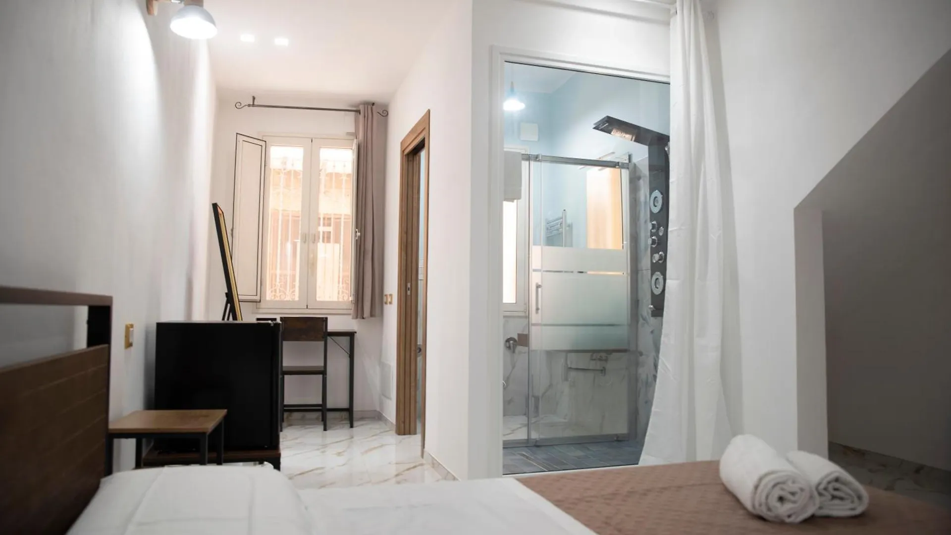 بيت ضيافة La Dolce Vita Rooms & Suite أغريجنتو